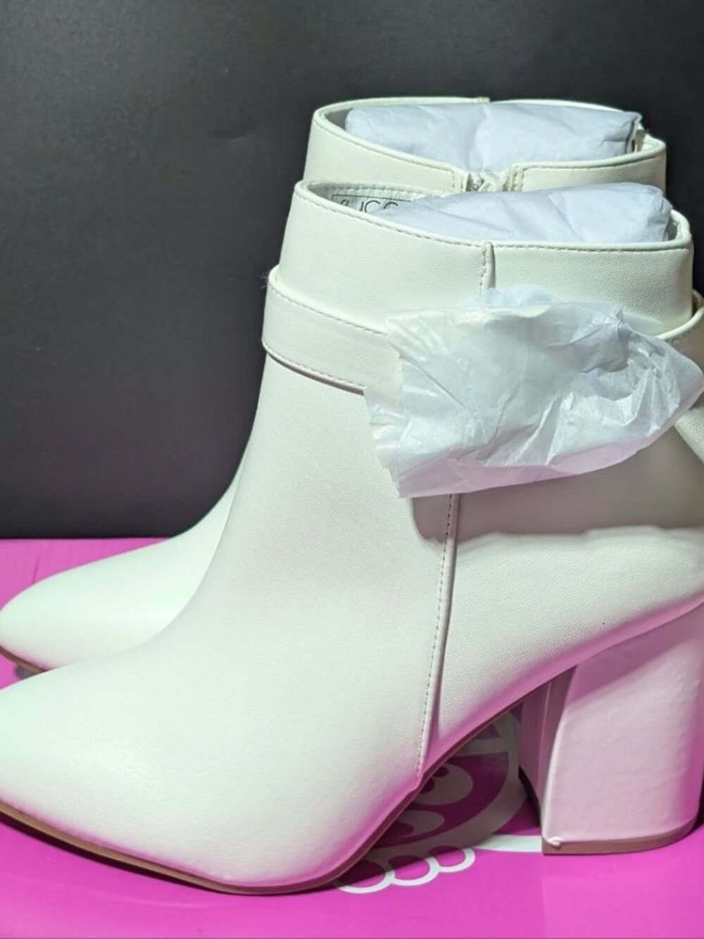 Sugar Evvie Bloom Ankle Booties White US Size 9 - Picture 3 of 12